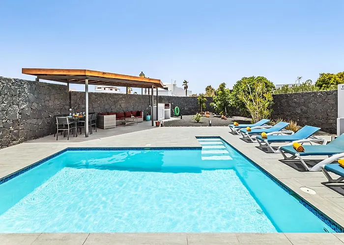 3 Bedroom With Private Pool Close To Papagayo * Playa Blanca