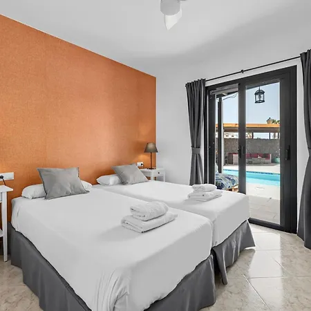 3 Bedroom With Private Pool Close To Papagayo 빌라