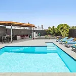 3 Bedroom With Private Pool Close To Papagayo * Playa Blanca (Lanzarote)